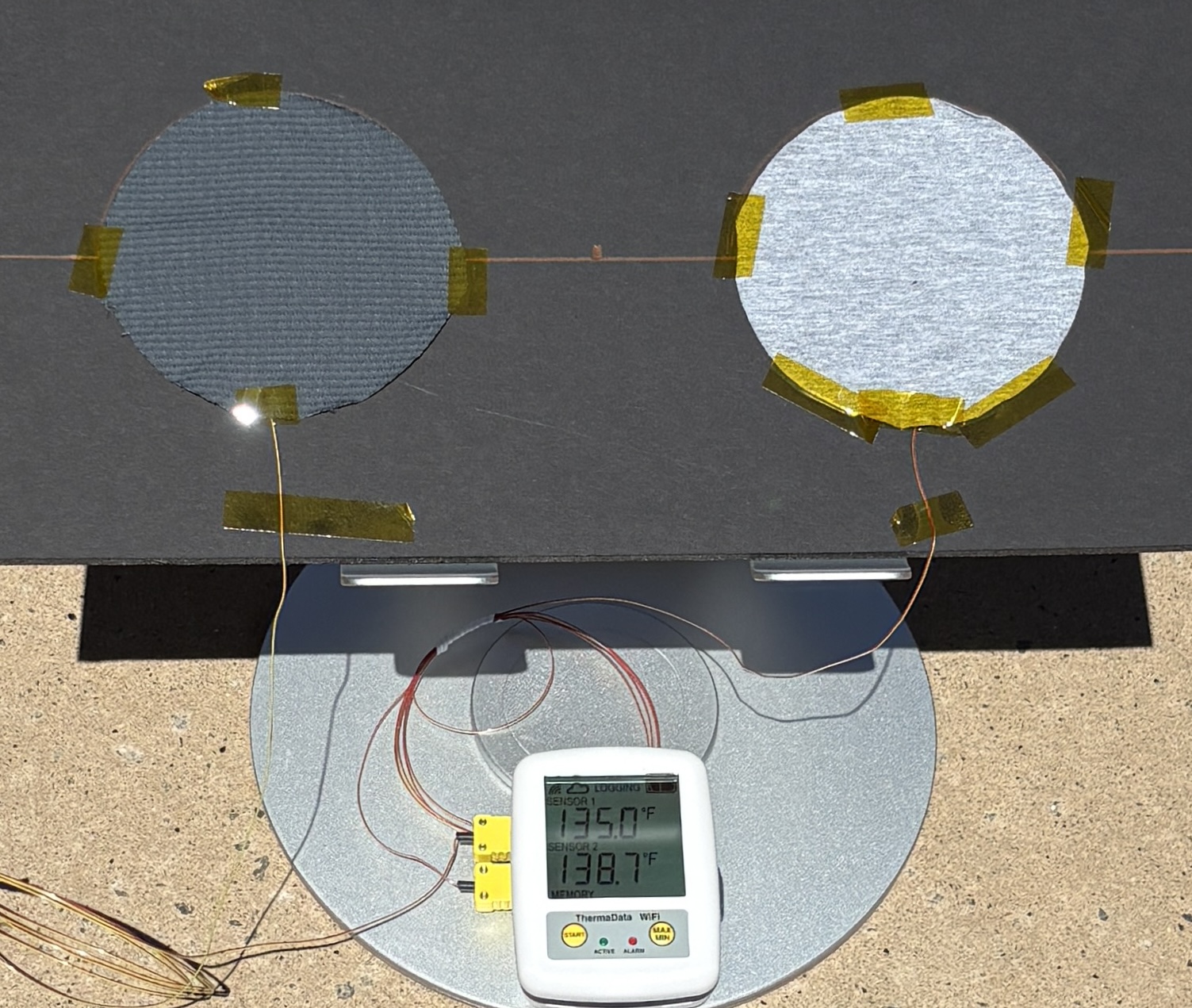 Second comparison reading, 135.0 versus 138.7 degrees Fahrenheit